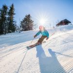 Bualia Alpinsetner kjøring på ski