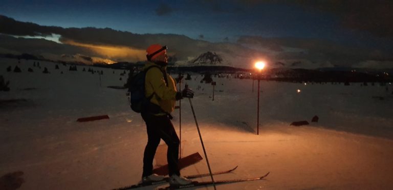 Skitur i fakkellys på Golsfjellet Skitur i fakkellys på Golsfjellet