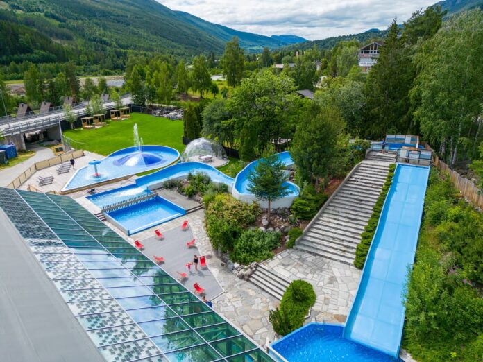 Pers Tropicana Badeland Uteområdet av Pers Tropicana Badeland