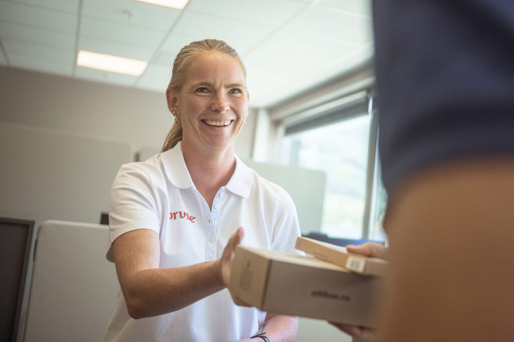 Bruse er en lokal aktør på Gol som bygger ut fiber i Hallingdal. Med raskt og stabilt internett legger de til rette for en enklere digital hverdag.