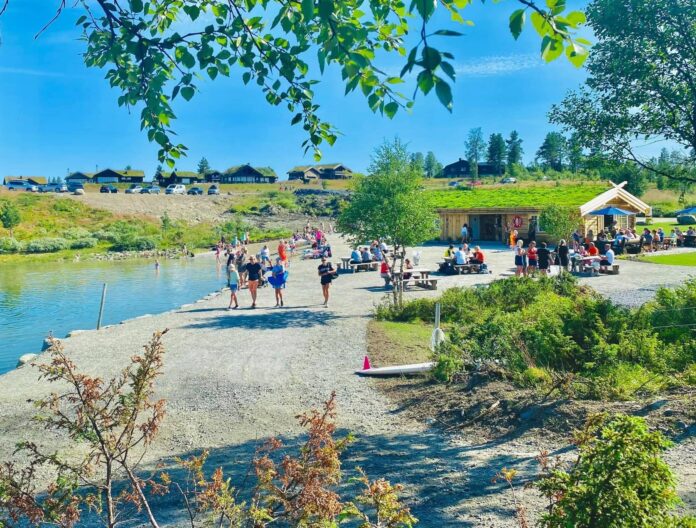 Vasskanten - Tone Gåsbakk LQ